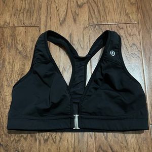 Lululemon front-clasp racerback sports bra. 32C